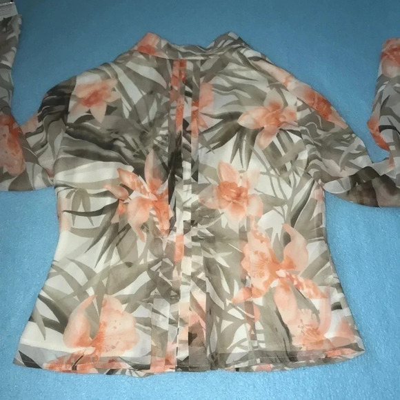 JONES NEW YORK COLLECTION silk semi-sheer long sleeve button up top NEW size 2P - Picture 2 of 13